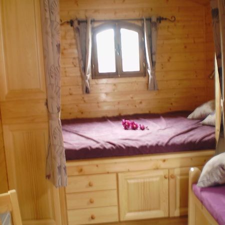 Bed and Breakfast Les Roziers - Roulotte Bagnac Zewnętrze zdjęcie