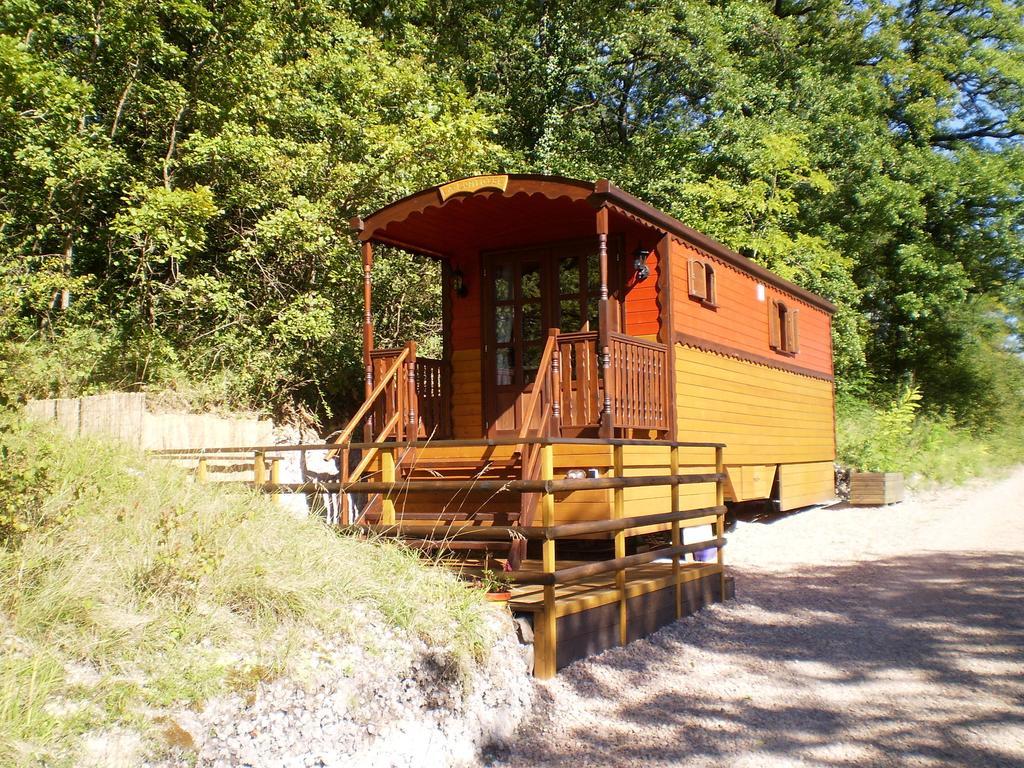 Bed and Breakfast Les Roziers - Roulotte Bagnac Zewnętrze zdjęcie